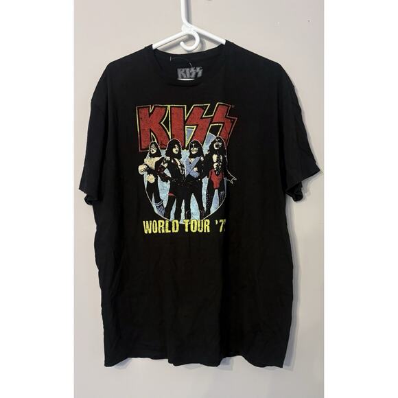 KISS World Tour '77 Graphic Black Short Sleeve T-Shirt Men's Size 2XL Rock - Picture 1 of 5